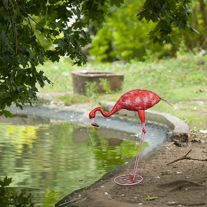 XONOR Metal Flamingo Garden Statues Large Red Flamingo Yard Art Outdoor Sculptures for Home Patio Lawn Backyard Décor, Set of 3