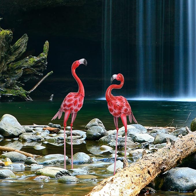 2Pcs Metal Flamingo Statues, Hot Pink Flamingo Outdoor Decor for Garden Home Patio Lawn Backyard Ornaments