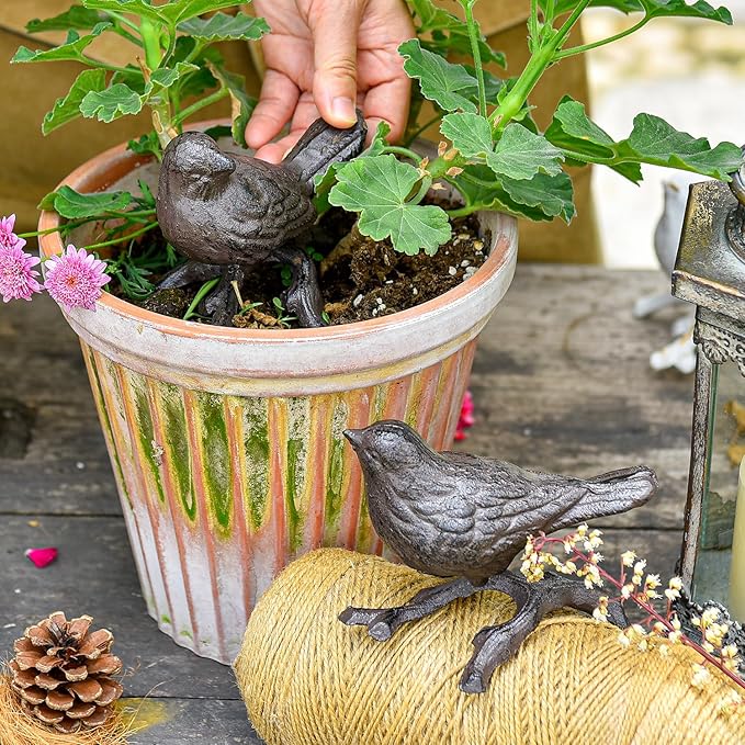 Sungmor Cast Iron Small Bird Statues, Set of 2 Realistic Rust Brown Bird with Branch Collectible Figurines, Farmhouse Home Garden Decorative Sculpture, Indoor and Outdoor Ornaments