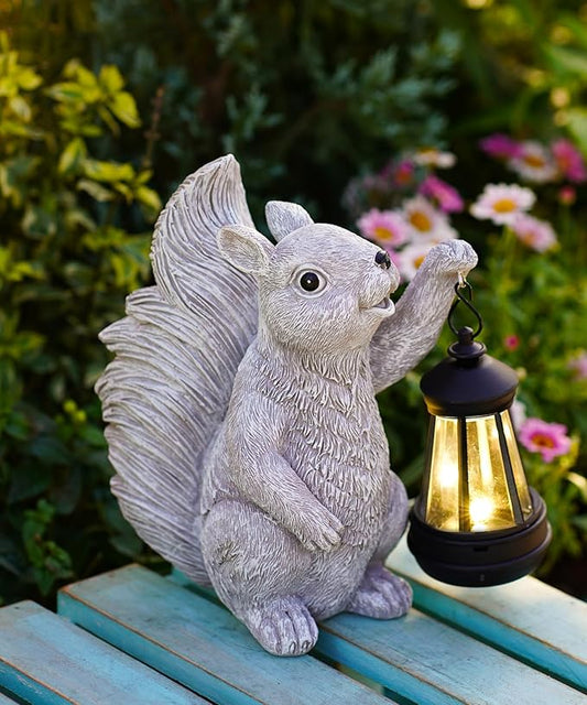 Solar Squirrel Statues for Garden Decor: Outdoor Figurines Sculpture with Lantern for Yard Art Lawn Patio Balcony - Gifts for Mom Grandma