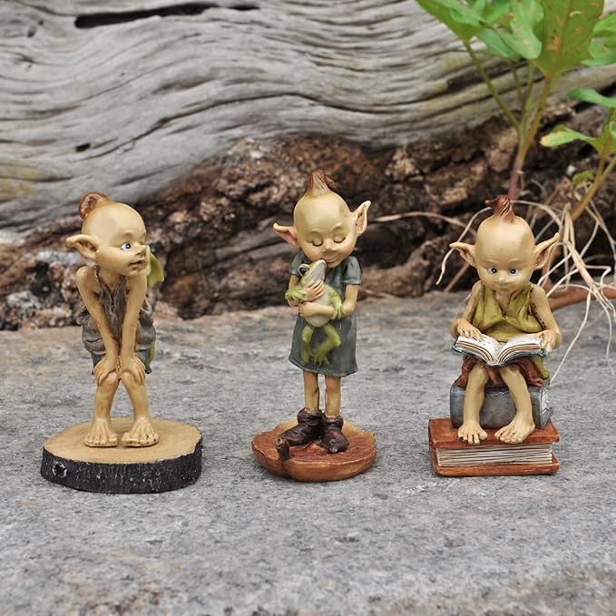Top Collection Miniature Fairy Garden and Terrarium Statue, Garden Pixie Elf Hugging Frog