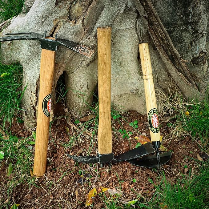 Kana Hoe 217 Japanese Garden Tool - Hand Hoe/Sickle is Perfect for Weeding and Cultivating. The Blade Edge is Very Sharp. (Beige-007)