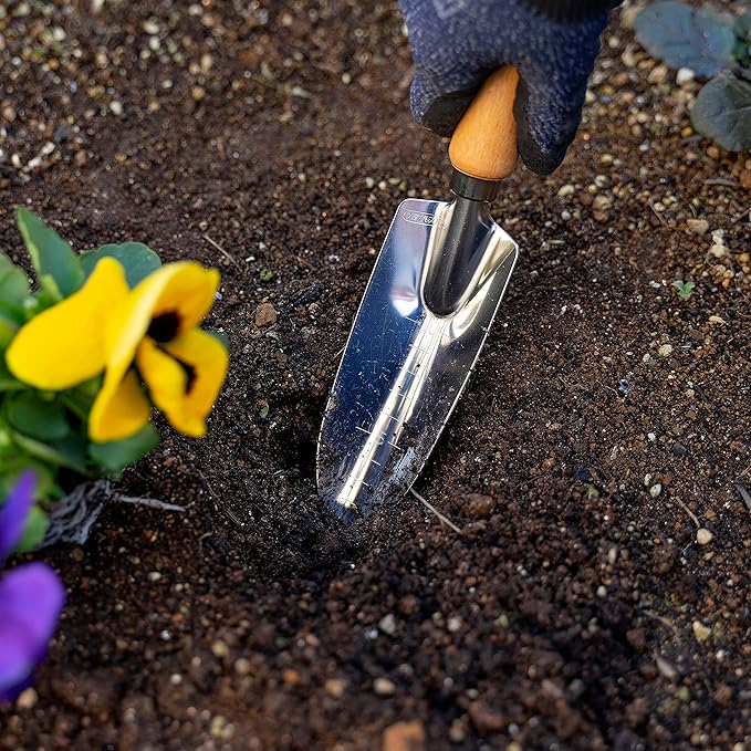 Japanese Garden Tool Set 3 Pcs, Heavy Duty Japanese Stainless Steel, Made in Japan (Large Trowel, Transplant Trowel, Hand Cultivator), Wood Handle